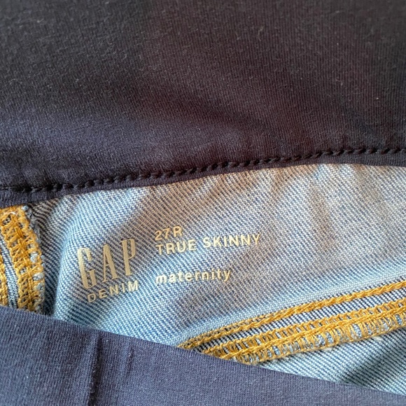 Gap True Skinny Maternity Jeans - Picture 2 of 4